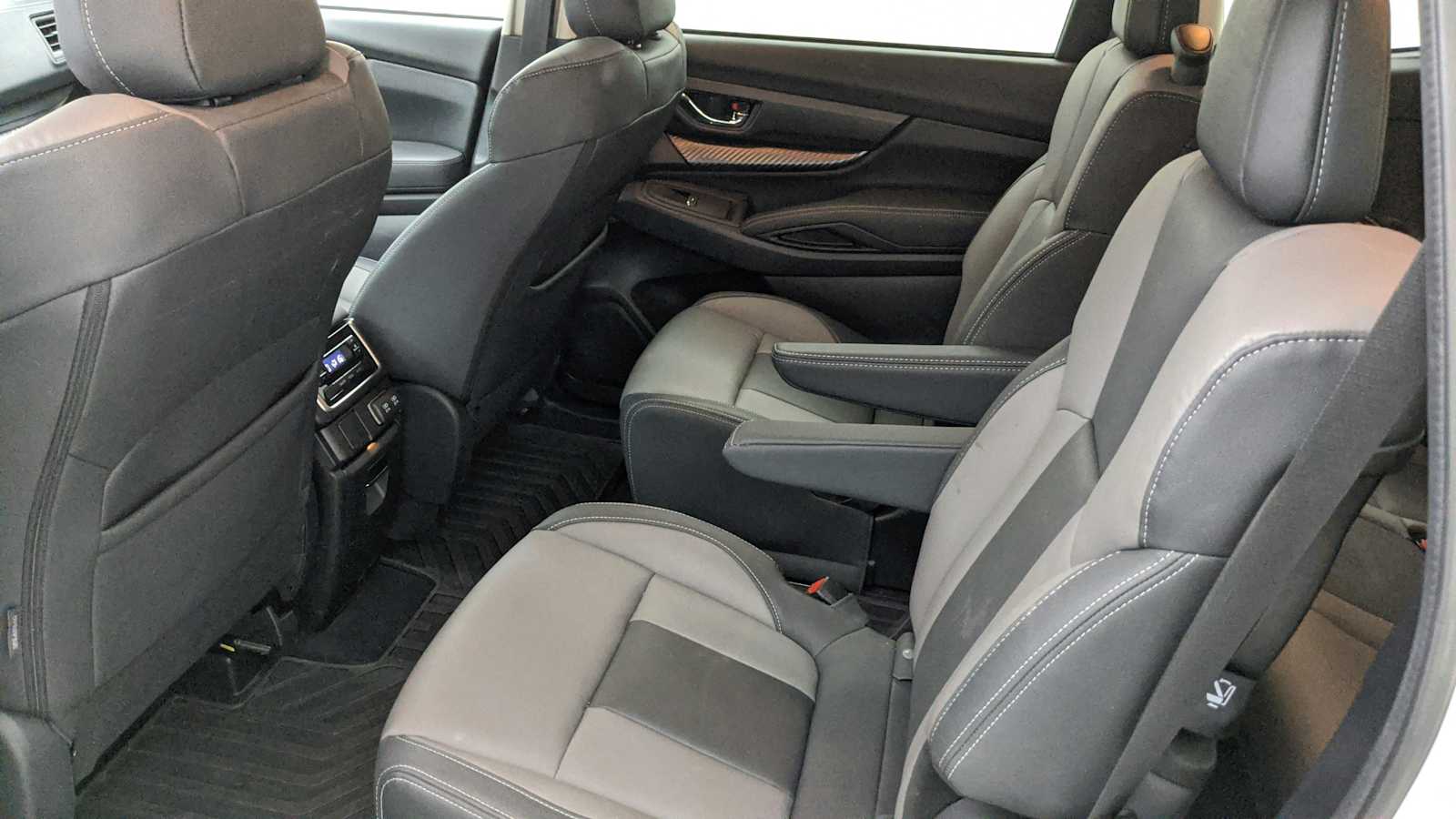 new 2025 Subaru Ascent car, priced at $44,926