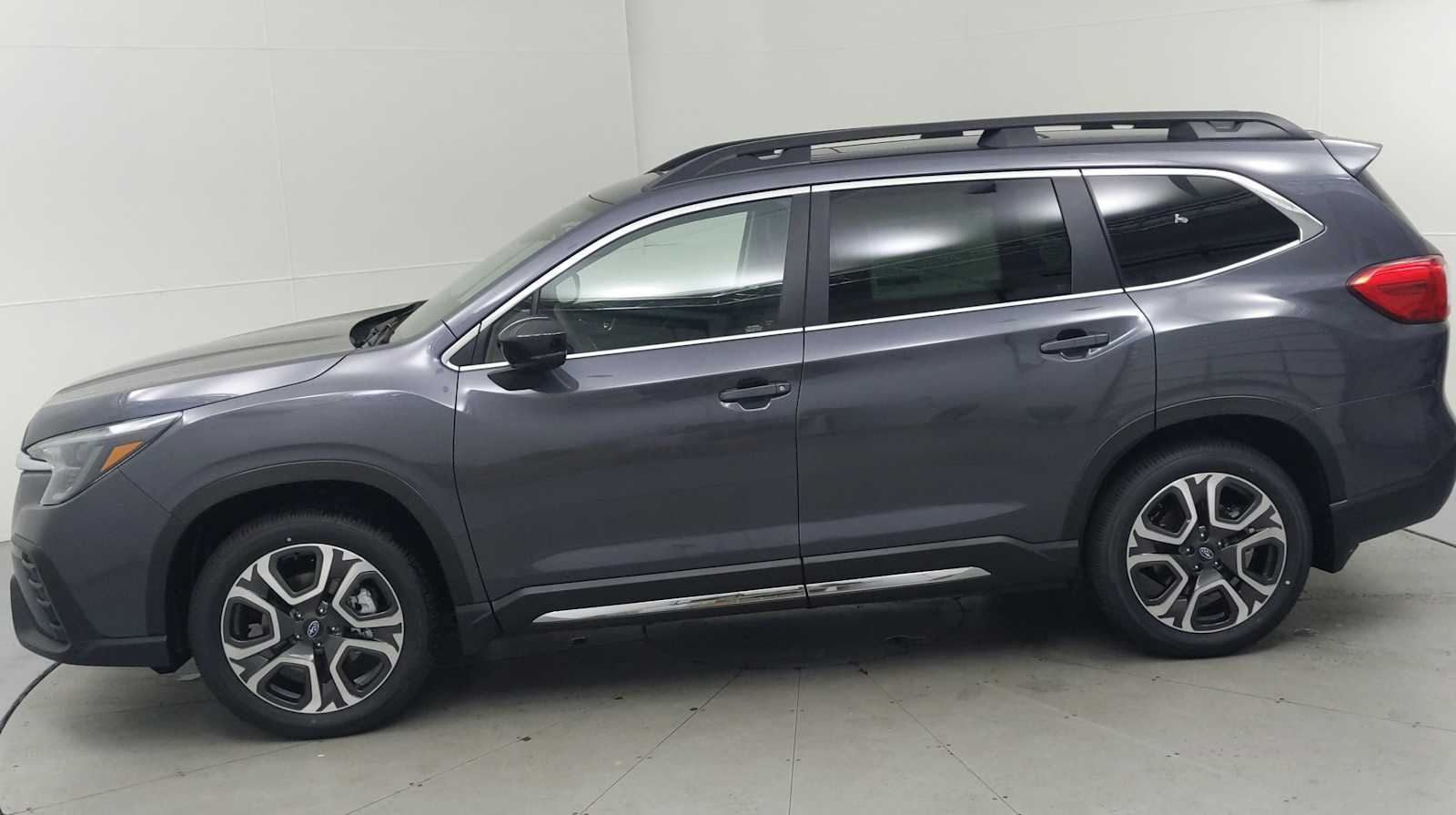 new 2025 Subaru Ascent car, priced at $50,668