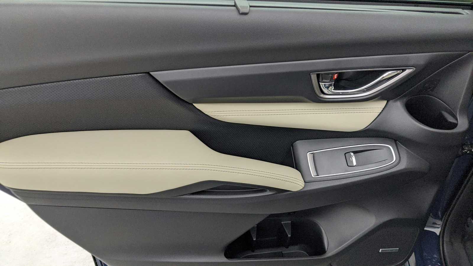 new 2025 Subaru Ascent car, priced at $50,668