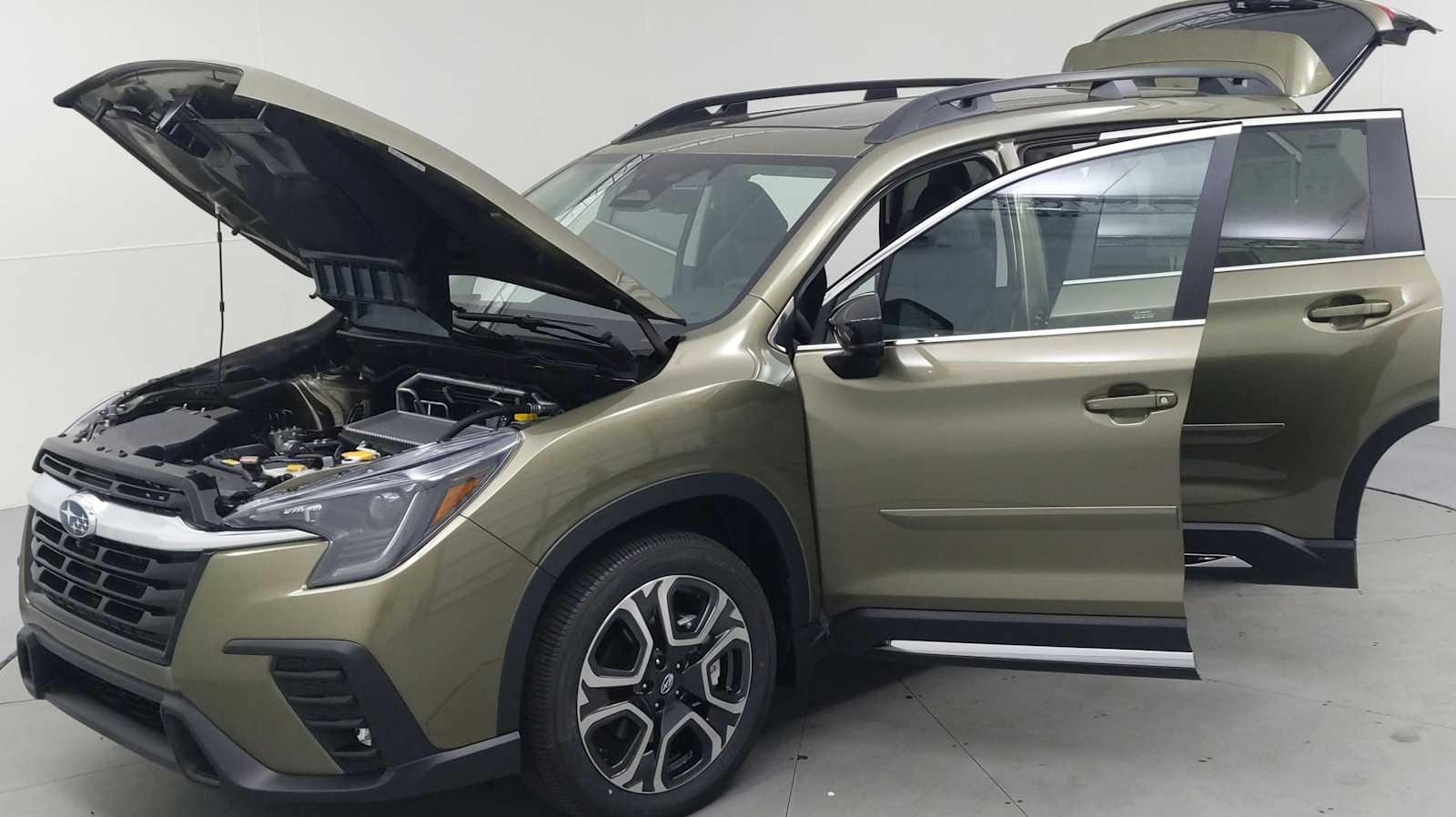 new 2024 Subaru Ascent car, priced at $48,236