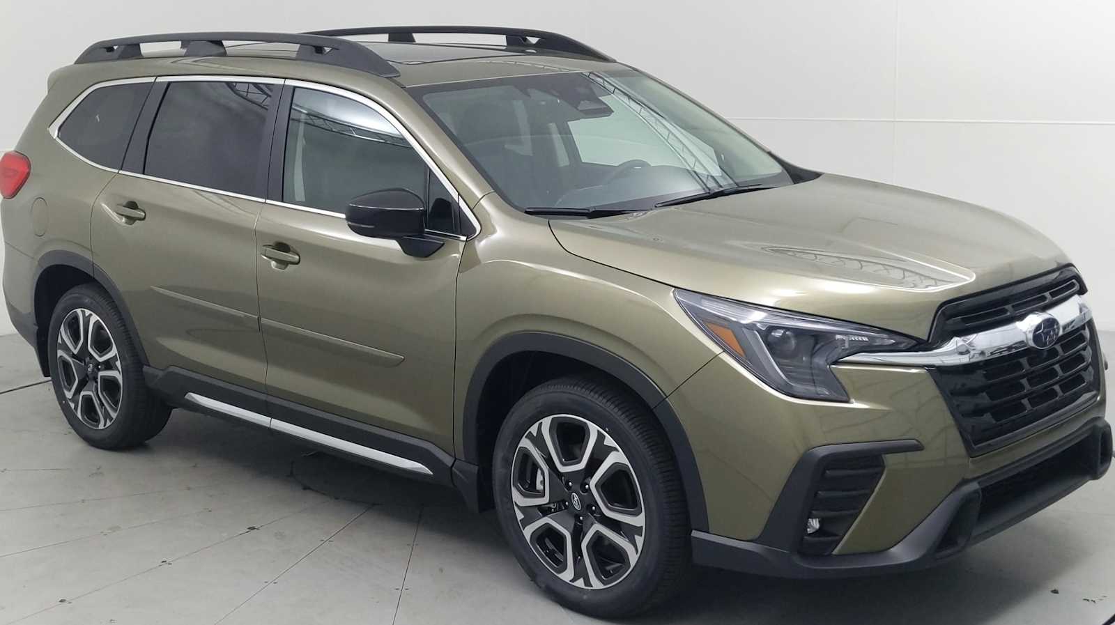 new 2024 Subaru Ascent car, priced at $48,236