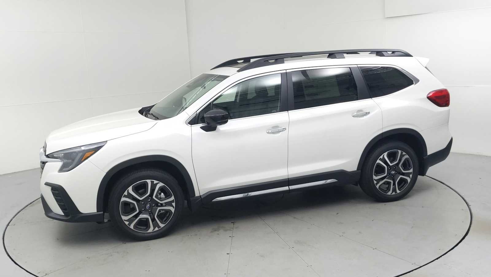 new 2025 Subaru Ascent car, priced at $52,132