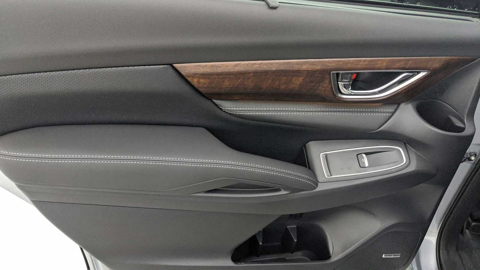 new 2025 Subaru Ascent car, priced at $51,893