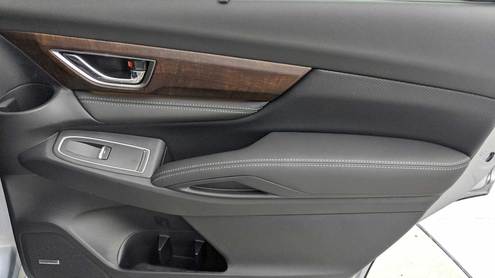 new 2025 Subaru Ascent car, priced at $51,893