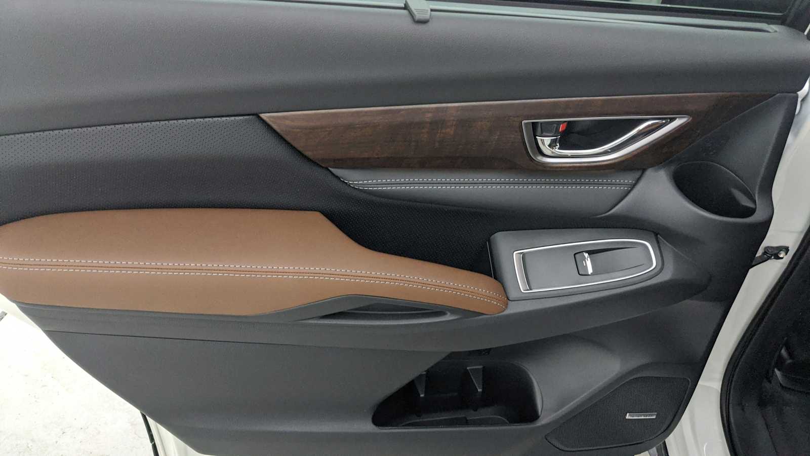 new 2025 Subaru Ascent car, priced at $54,503