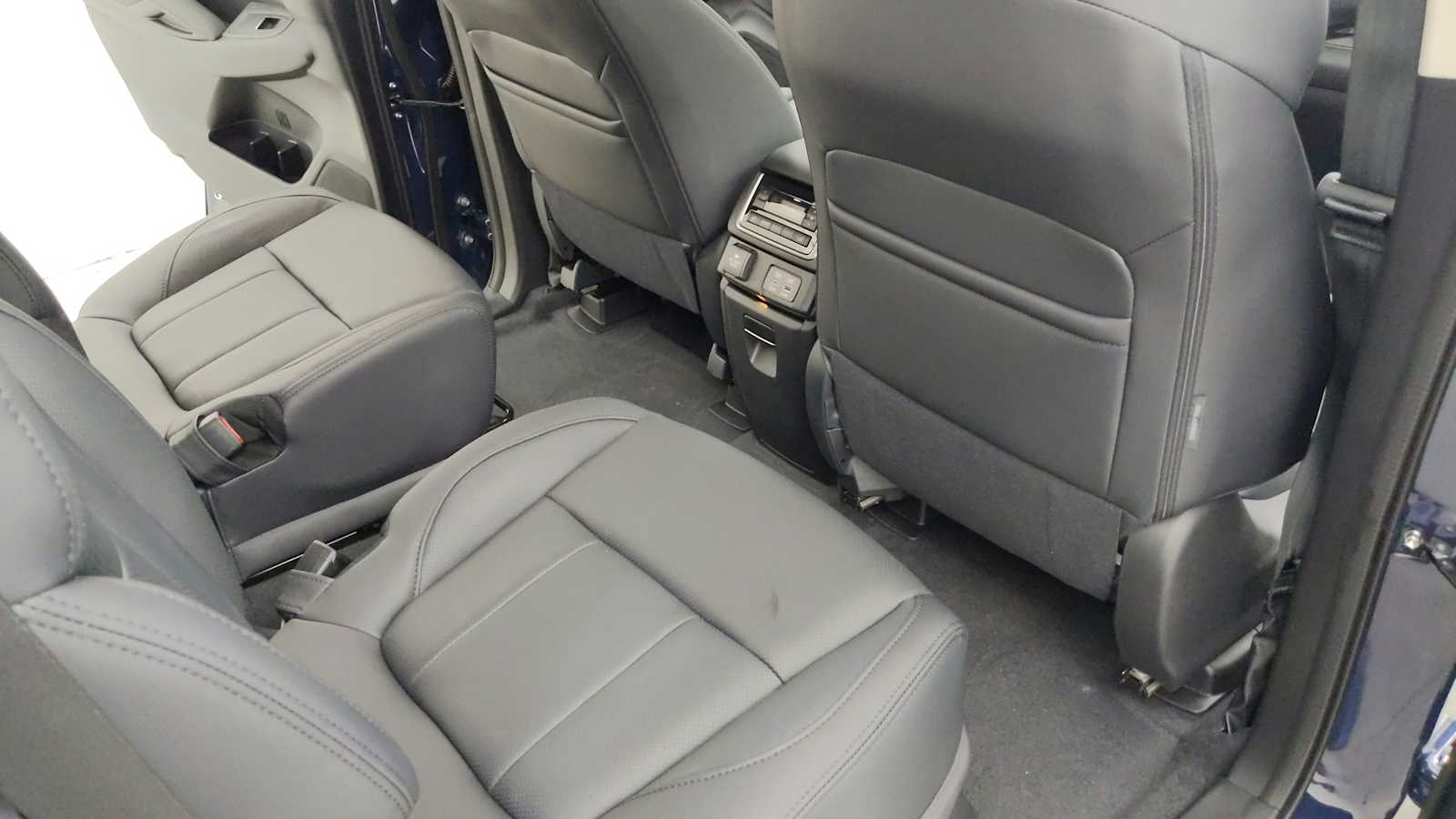 new 2025 Subaru Ascent car, priced at $52,611