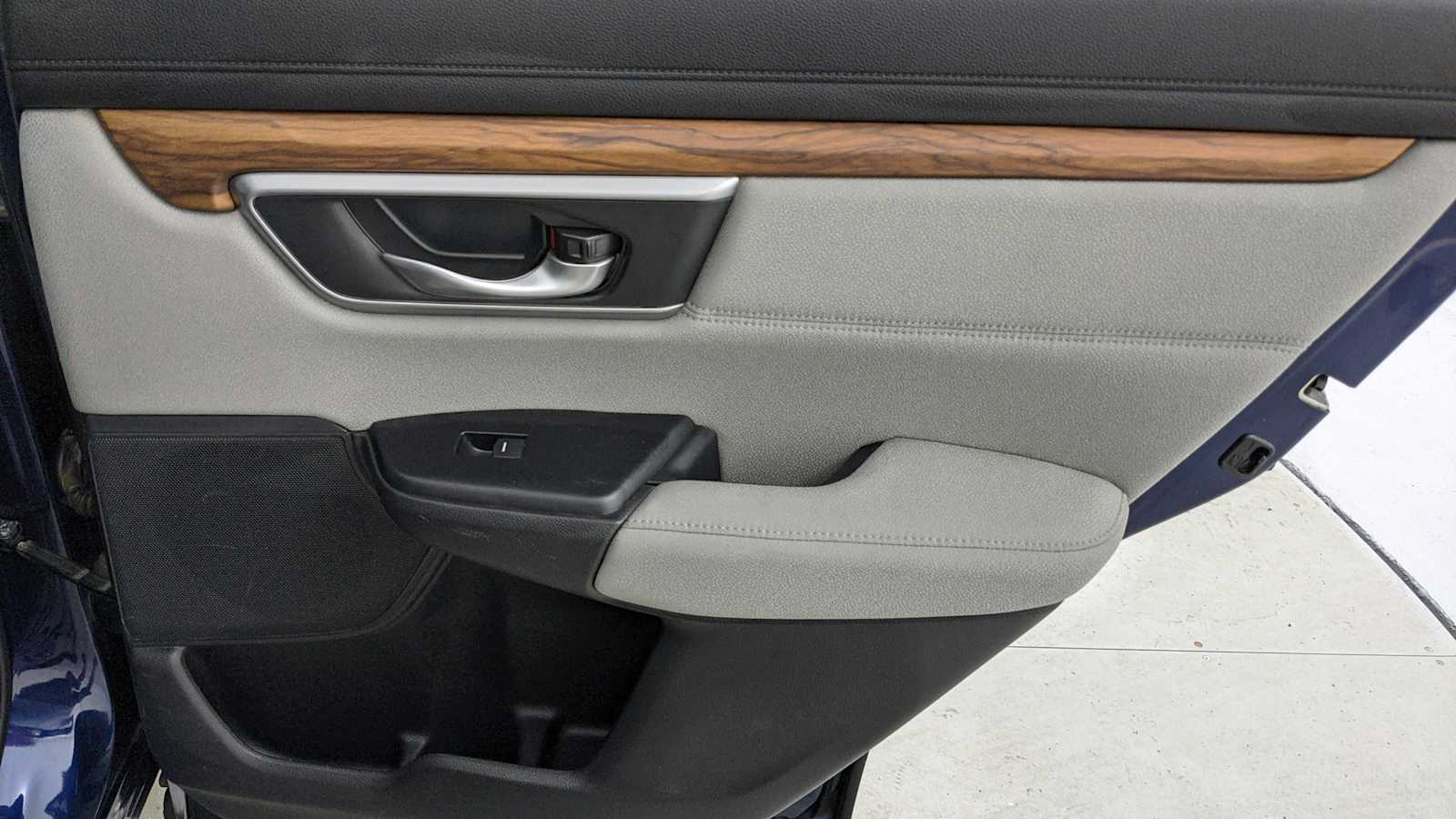 used 2019 Honda CR-V car, priced at $21,916