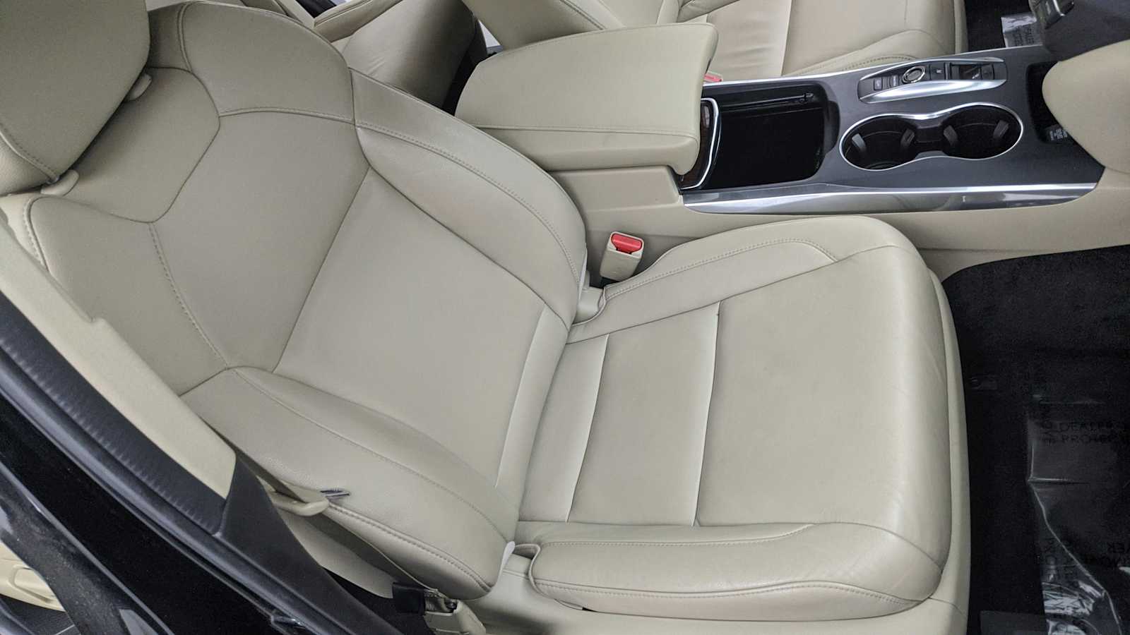 used 2019 Acura MDX car, priced at $22,916