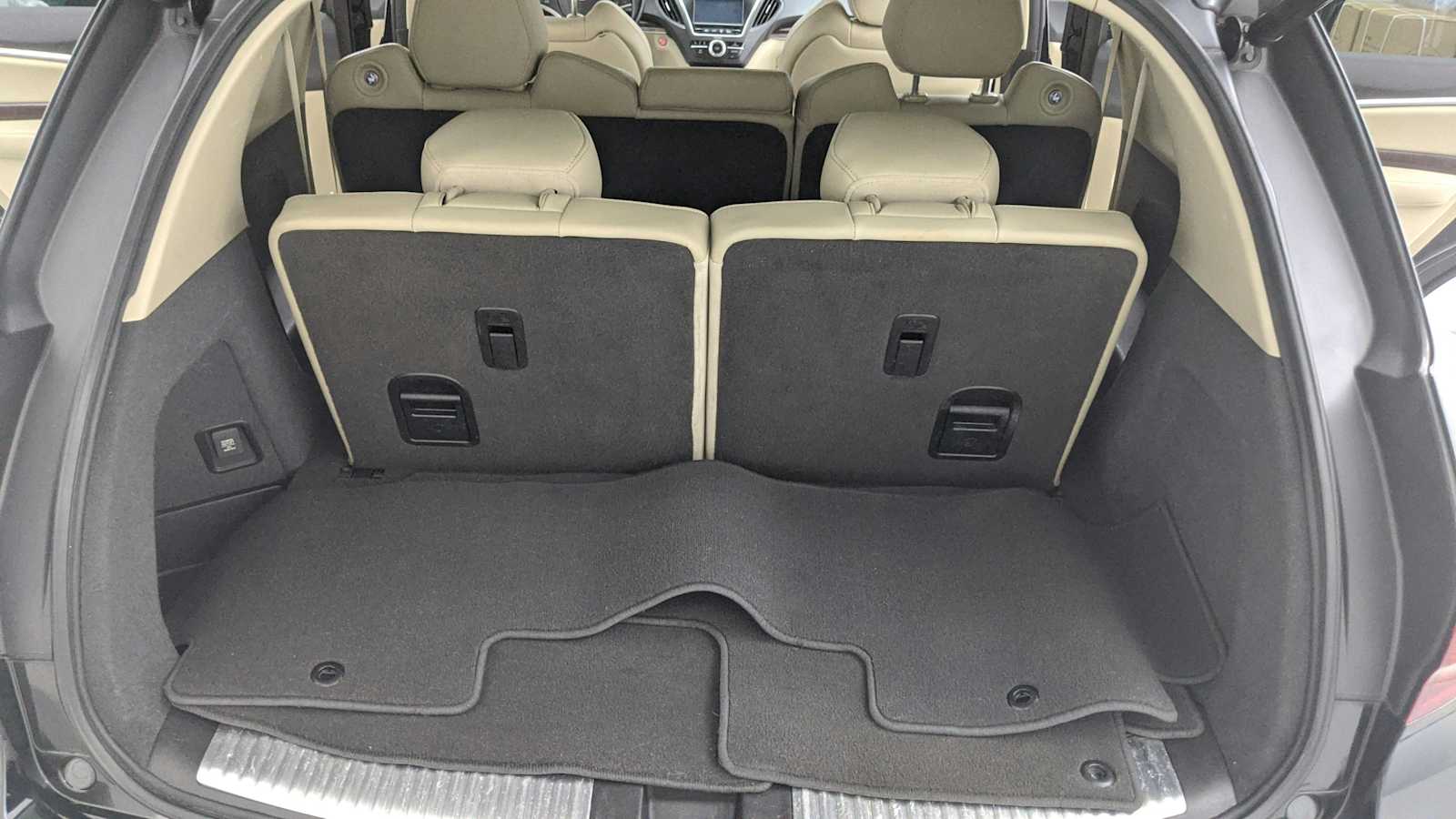 used 2019 Acura MDX car, priced at $22,916