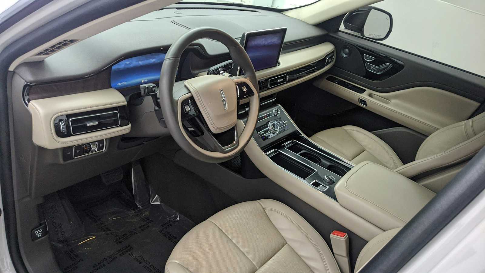 used 2022 Lincoln Aviator car, priced at $37,997