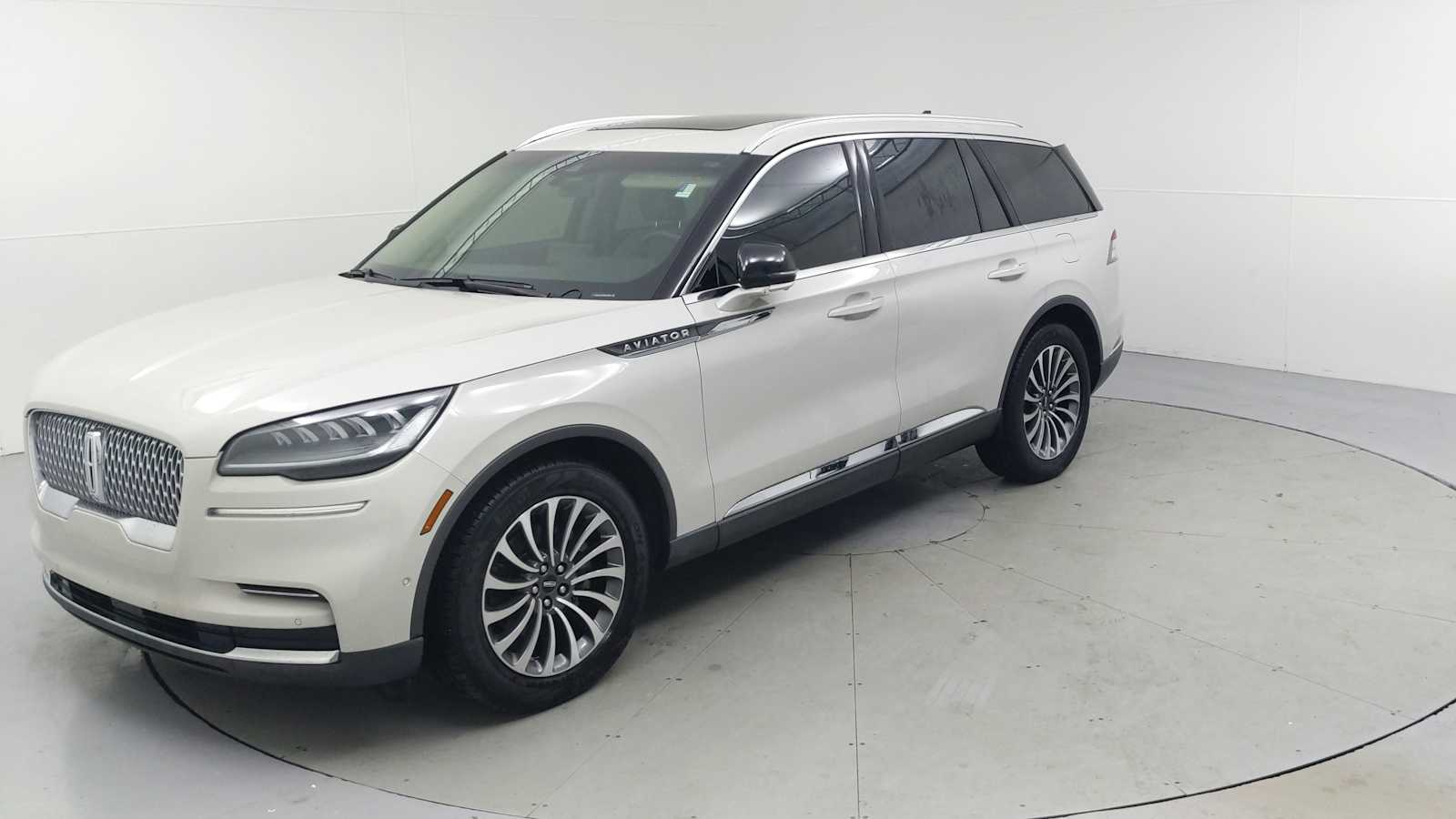 used 2022 Lincoln Aviator car, priced at $37,997