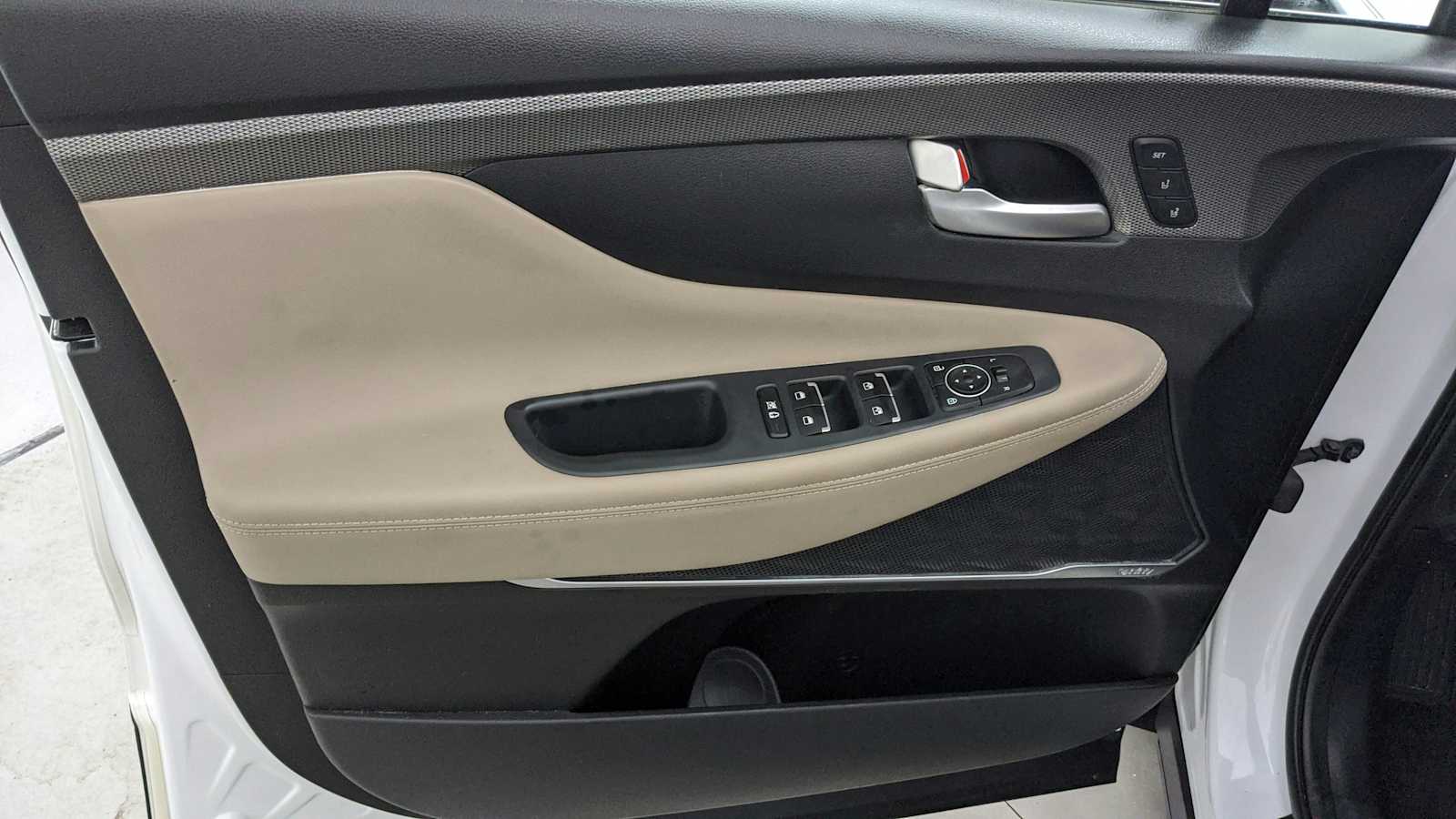 used 2020 Hyundai Santa Fe car, priced at $22,569