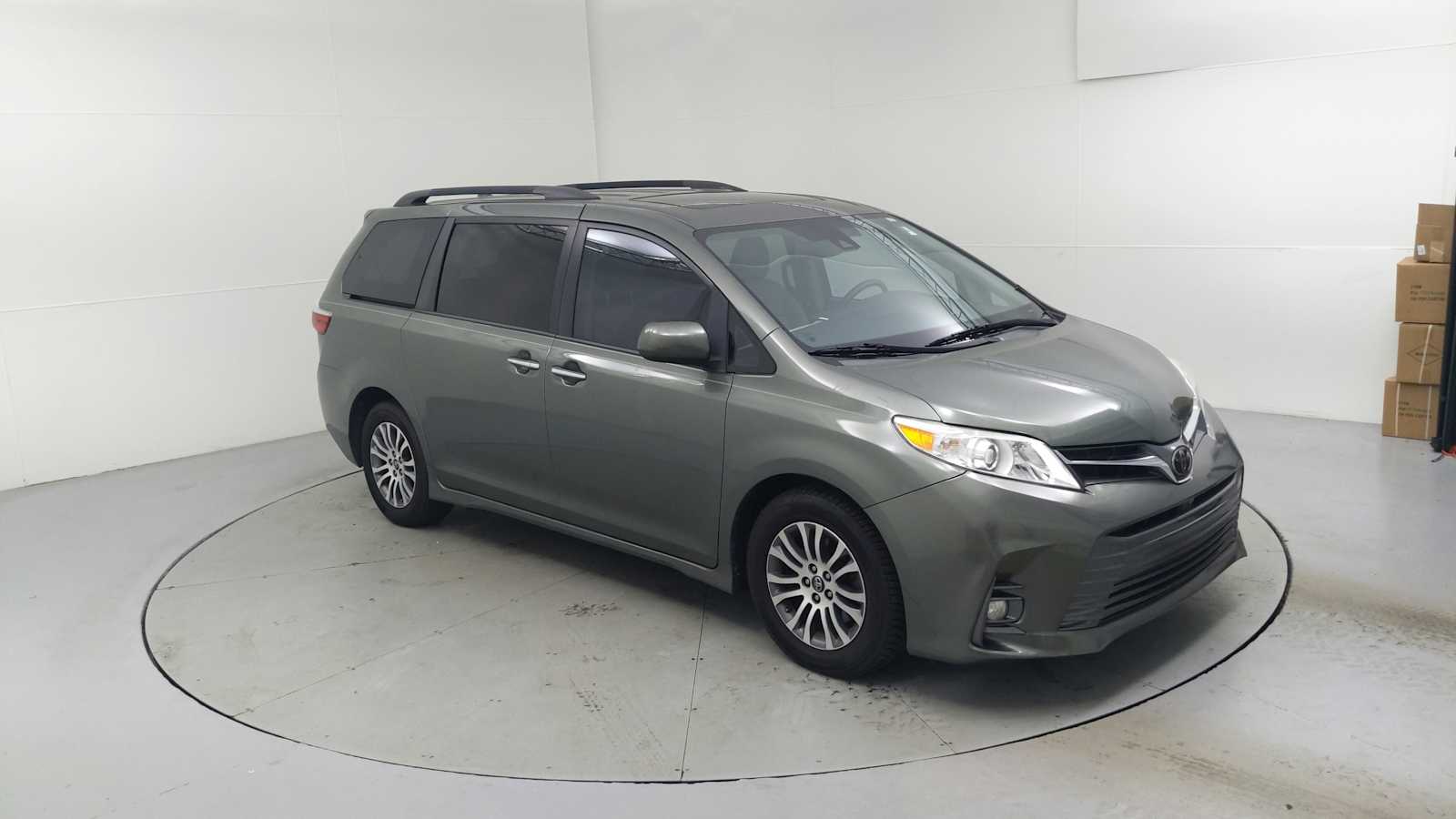 used 2018 Toyota Sienna car, priced at $26,885
