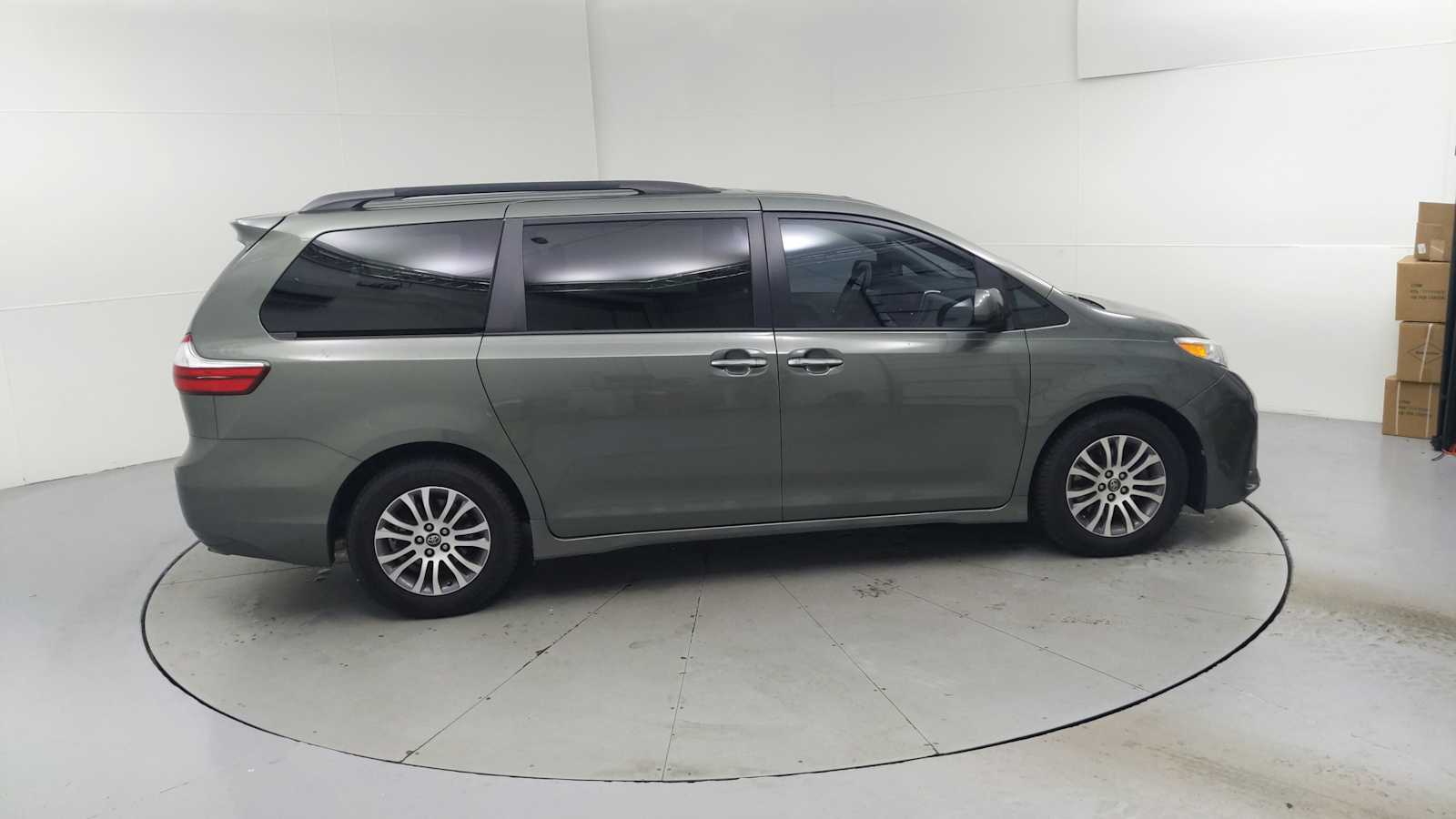 used 2018 Toyota Sienna car, priced at $26,885