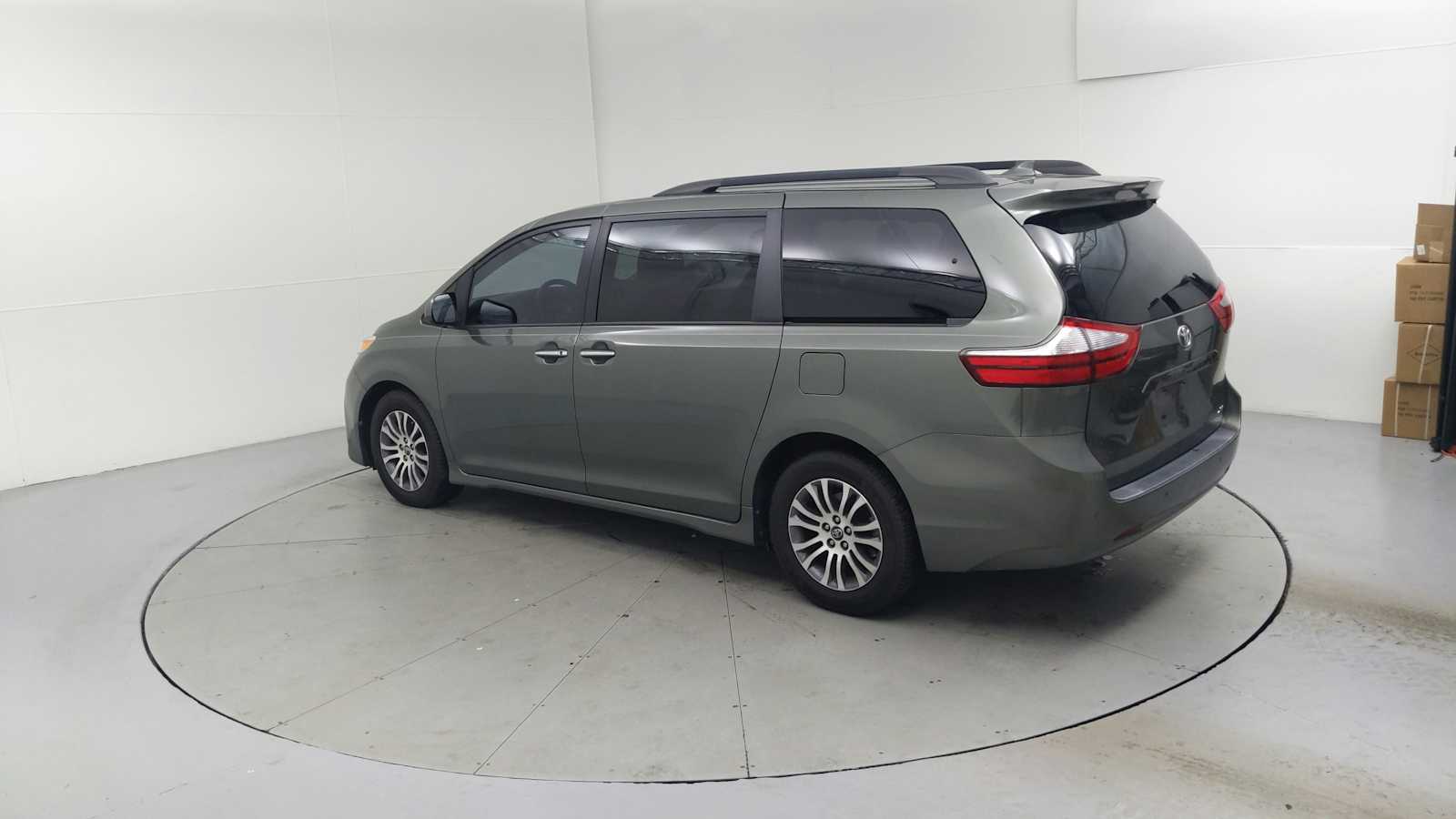 used 2018 Toyota Sienna car, priced at $26,885