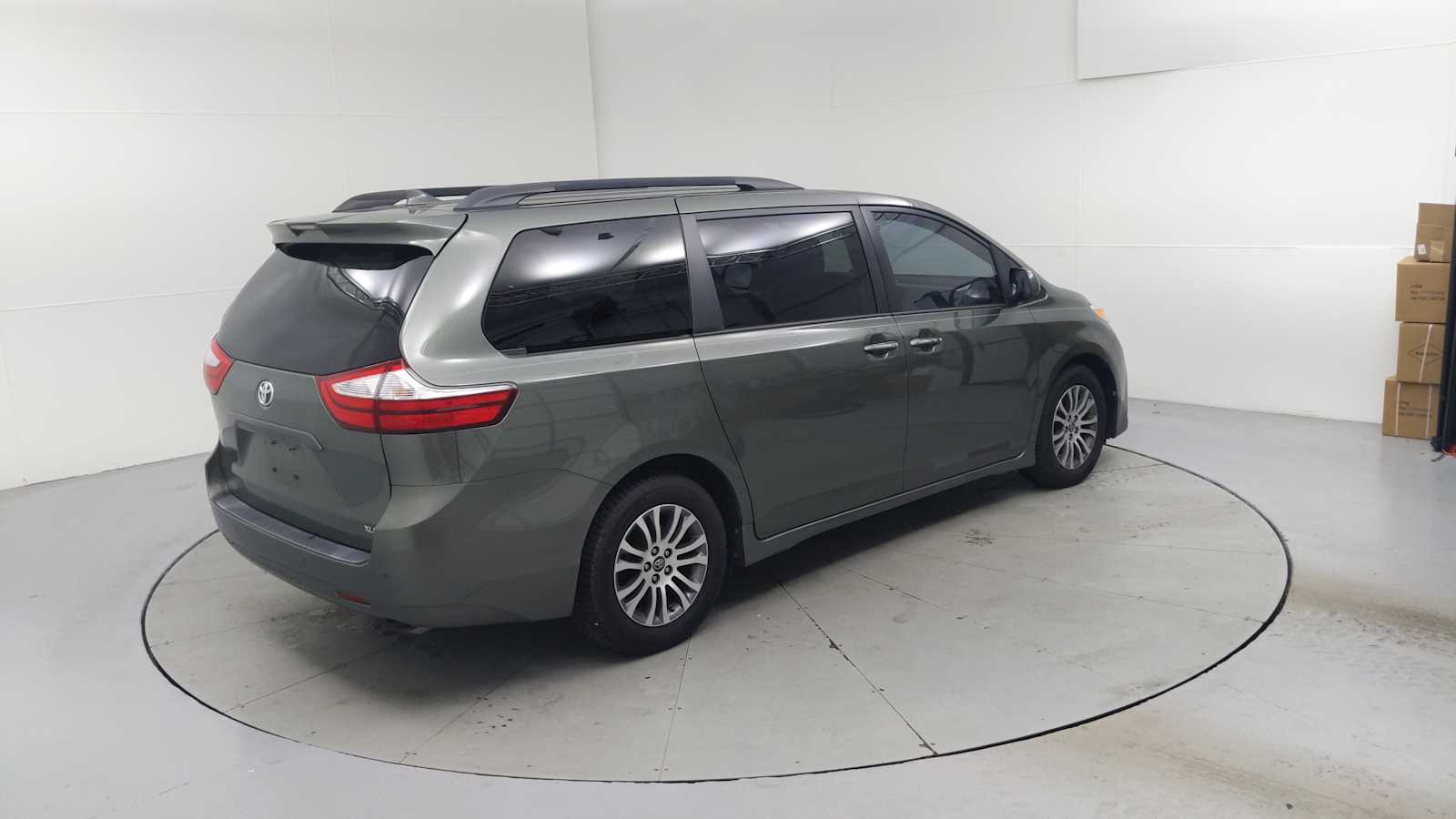 used 2018 Toyota Sienna car, priced at $26,885