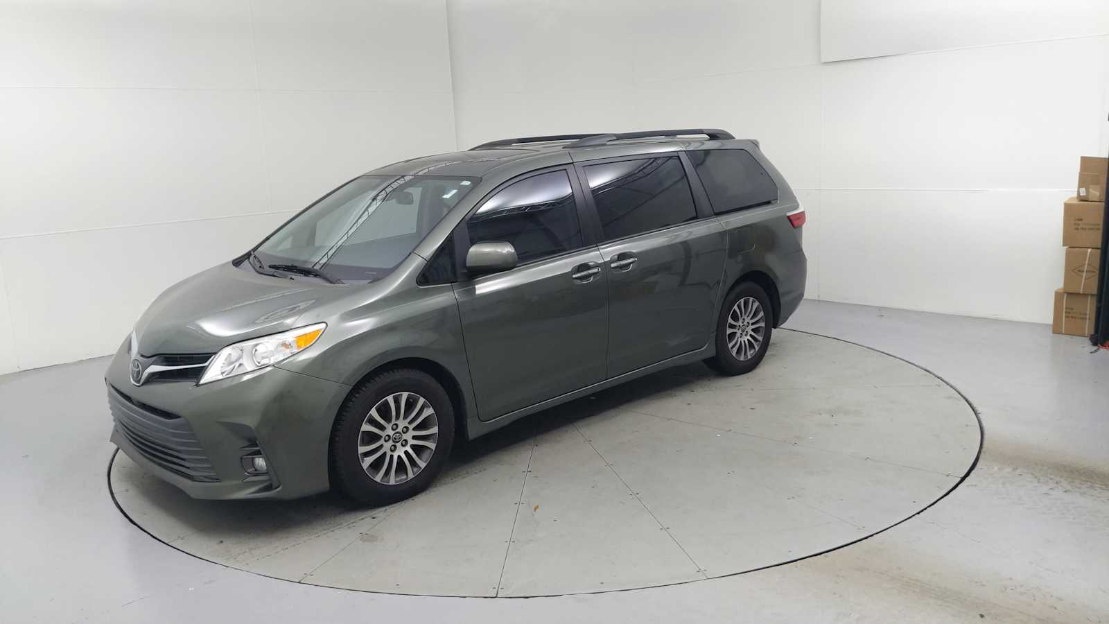 used 2018 Toyota Sienna car, priced at $26,885