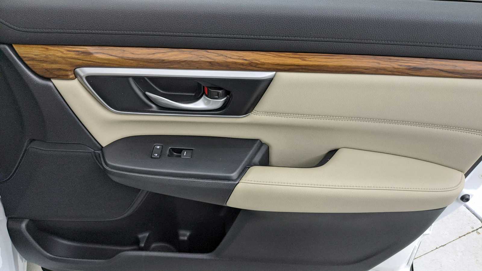 used 2022 Honda CR-V car, priced at $30,997