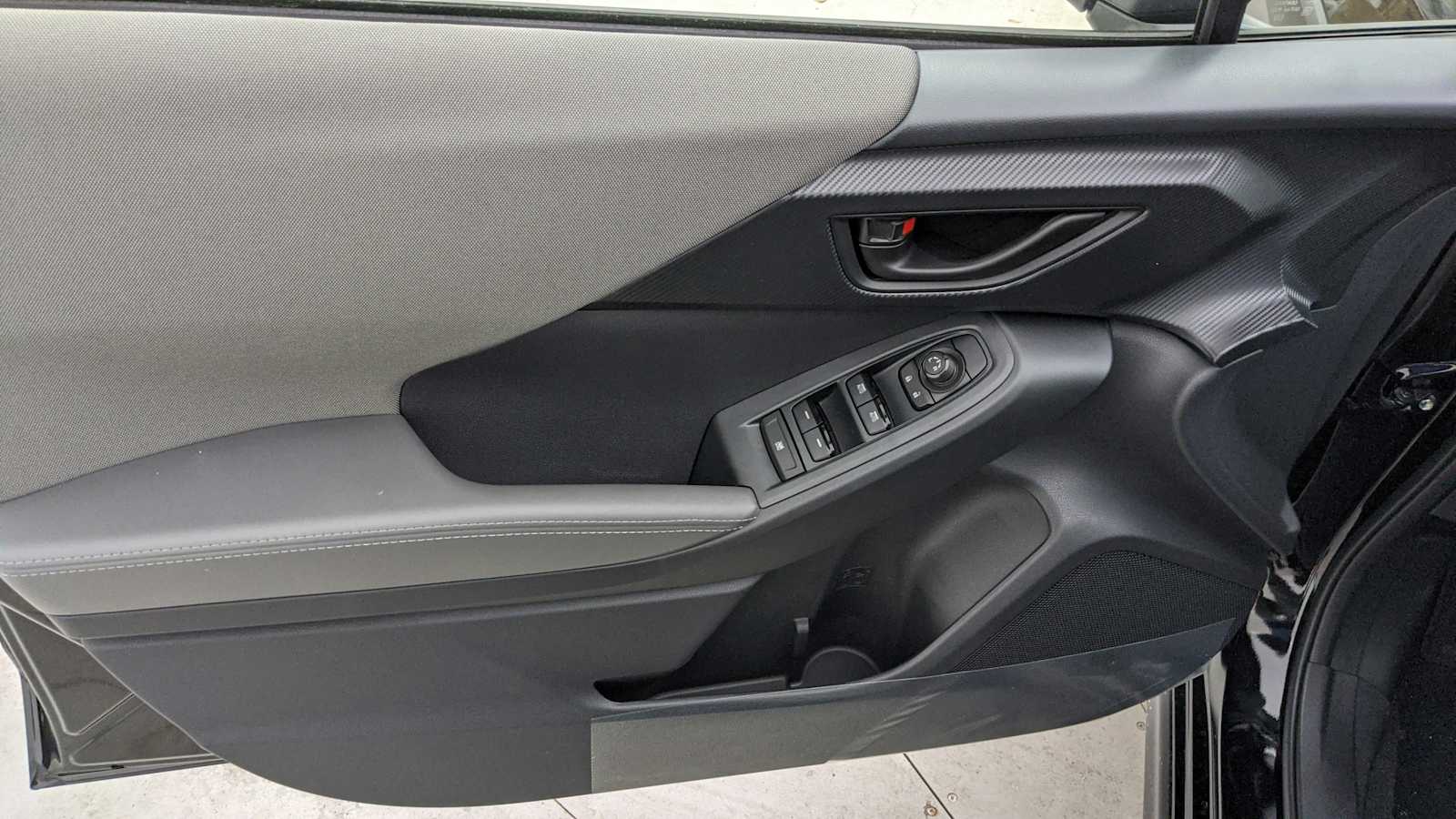 used 2025 Subaru Crosstrek car, priced at $27,916