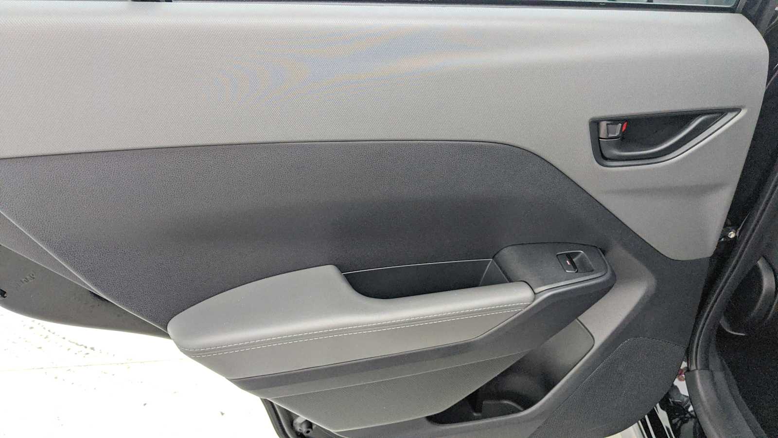 used 2025 Subaru Crosstrek car, priced at $27,650