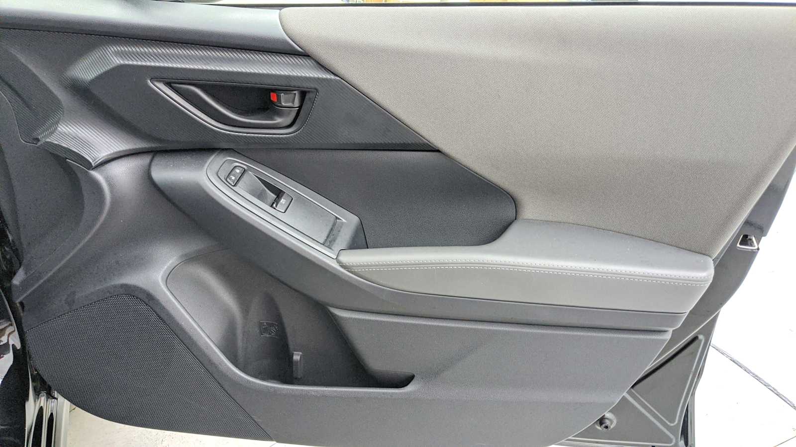 used 2025 Subaru Crosstrek car, priced at $27,650