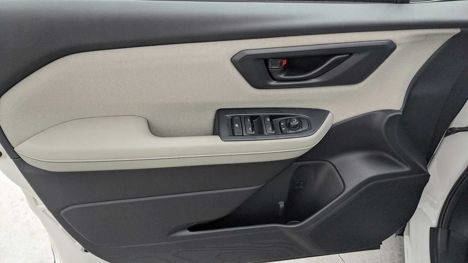new 2025 Subaru Forester car, priced at $32,044