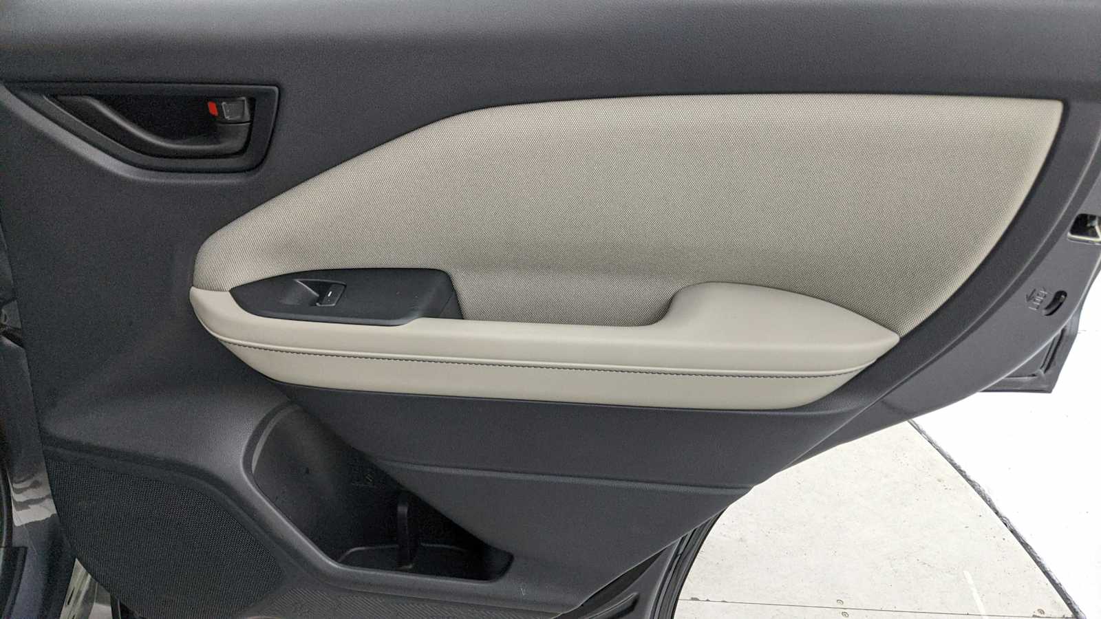 used 2025 Subaru Forester car, priced at $29,499