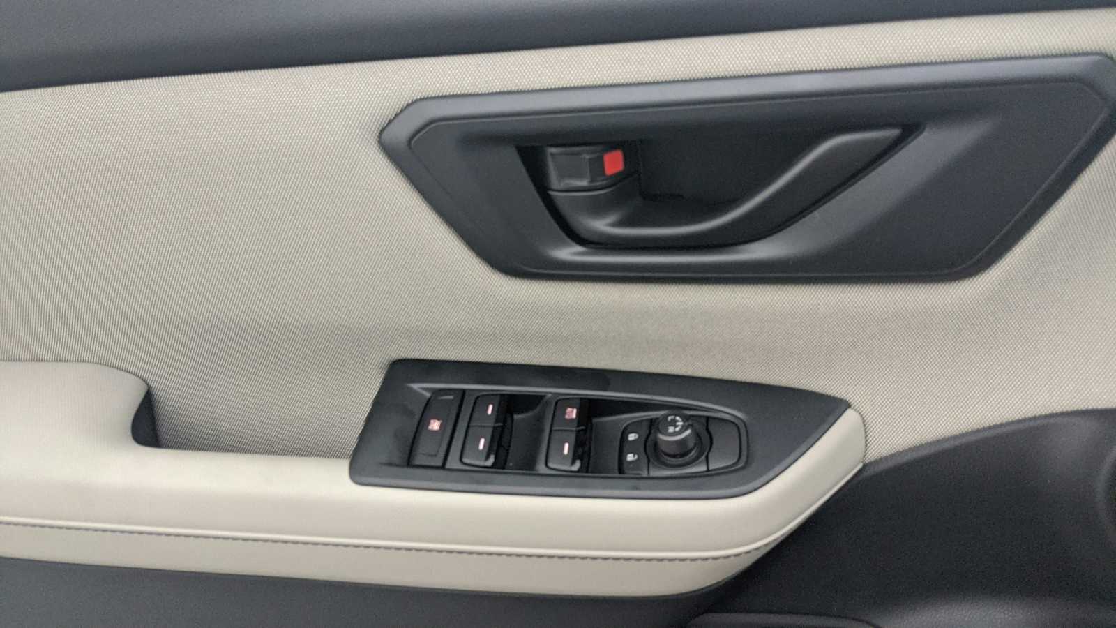 new 2025 Subaru Forester car, priced at $32,044