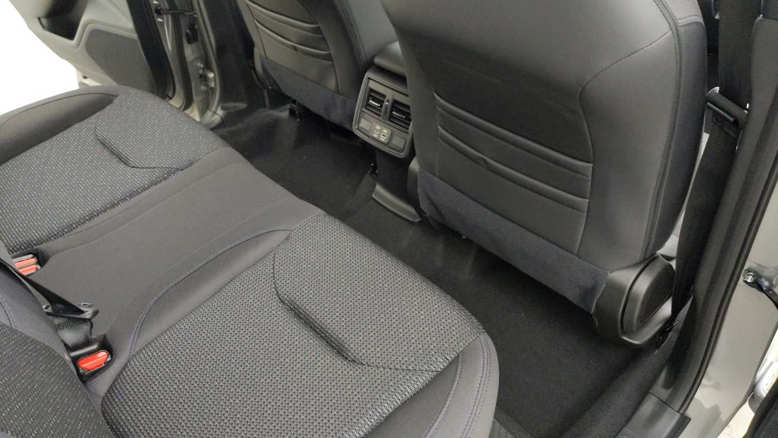 new 2025 Subaru Forester car, priced at $34,921