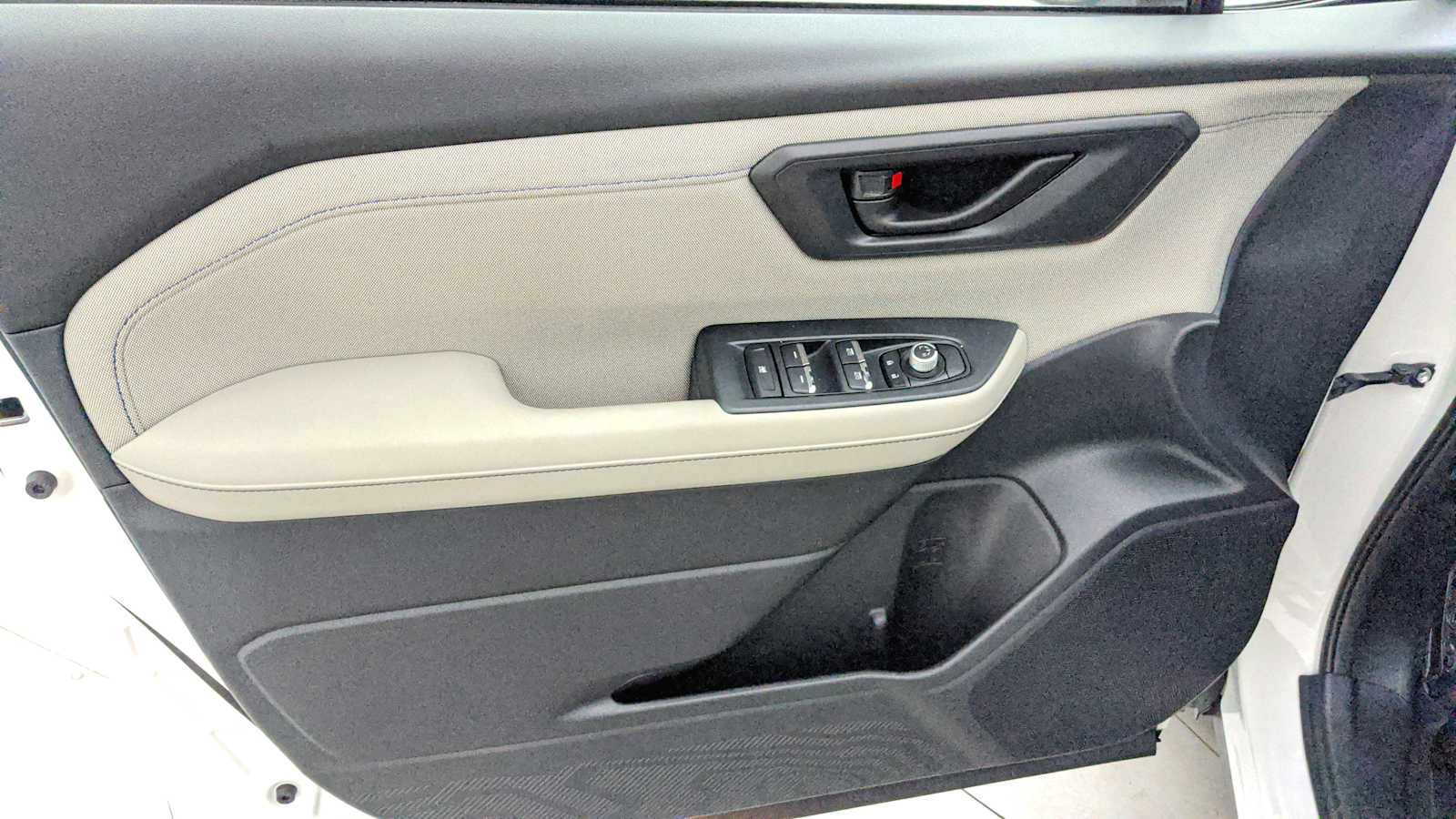 used 2025 Subaru Forester car, priced at $33,916