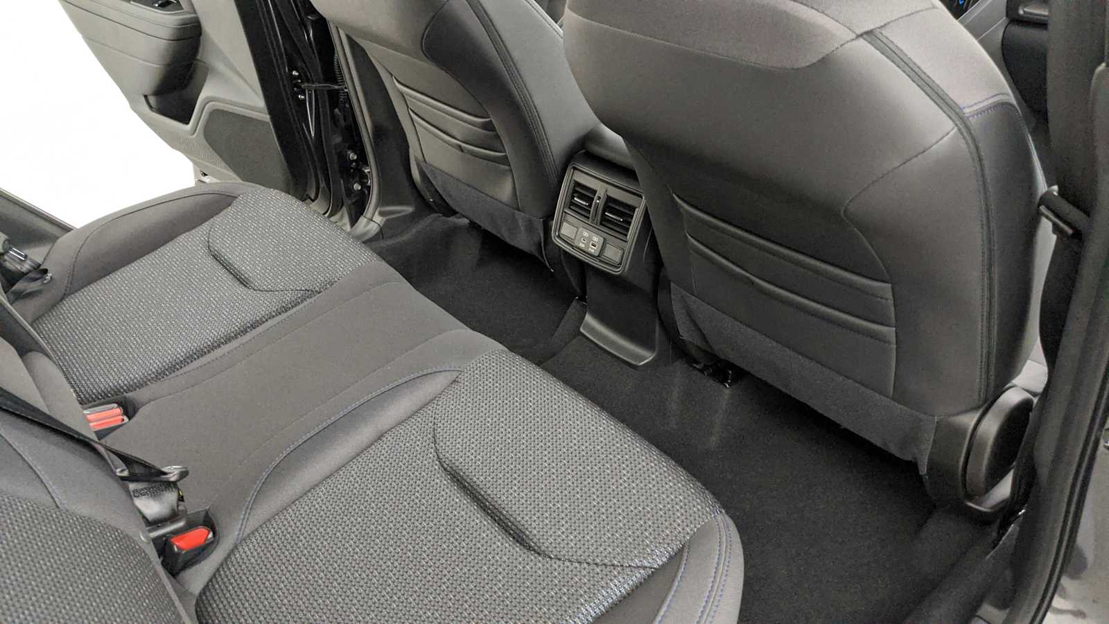 new 2025 Subaru Forester car, priced at $35,726