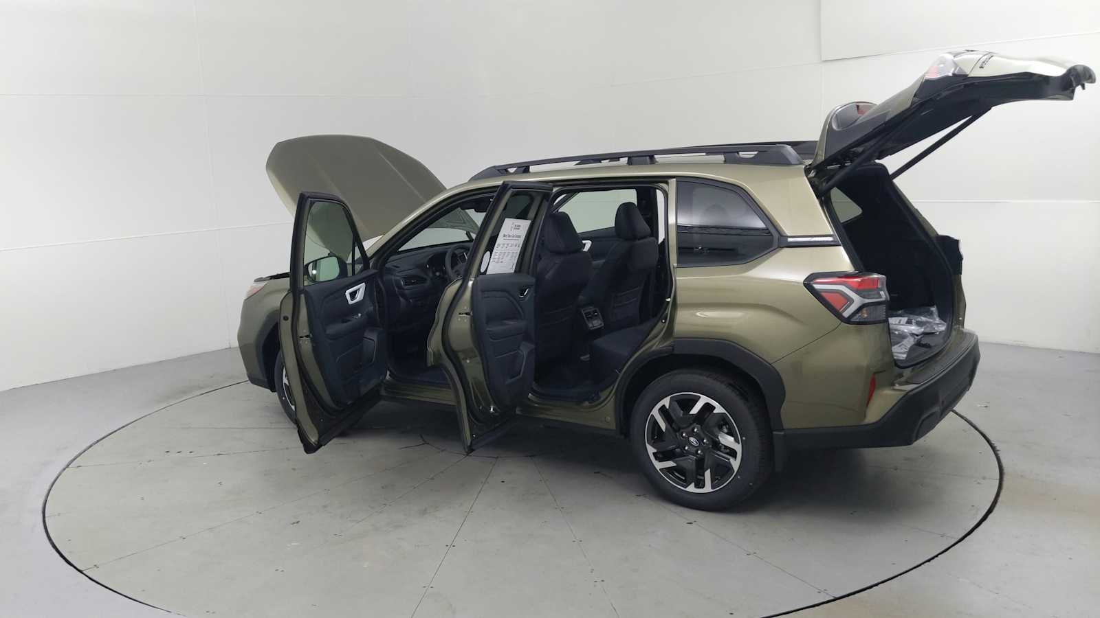 new 2025 Subaru Forester car, priced at $40,602