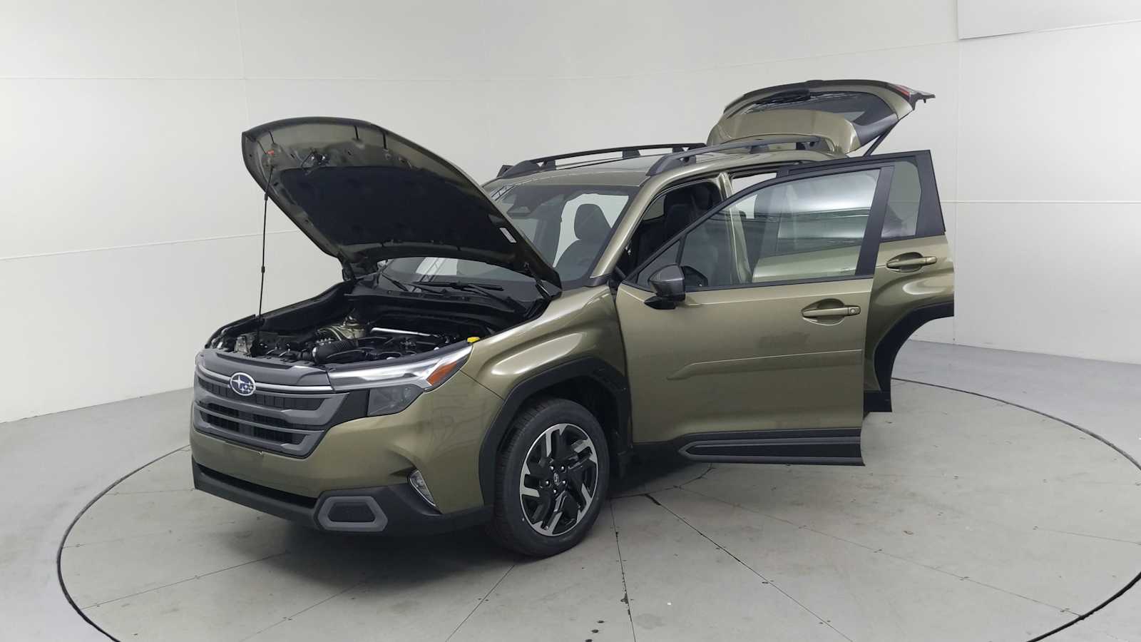 new 2025 Subaru Forester car, priced at $40,602