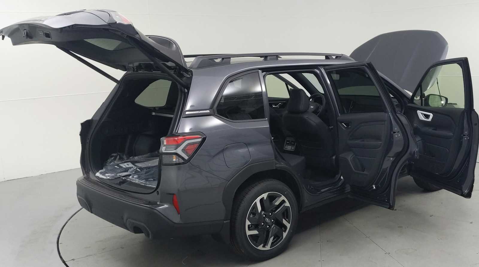 new 2025 Subaru Forester car, priced at $40,555