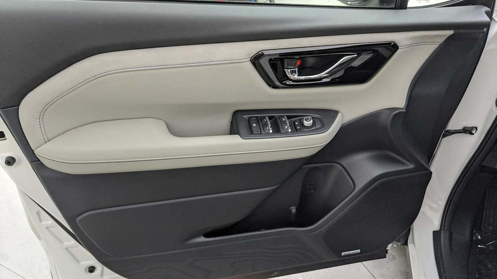 new 2025 Subaru Forester car, priced at $44,158