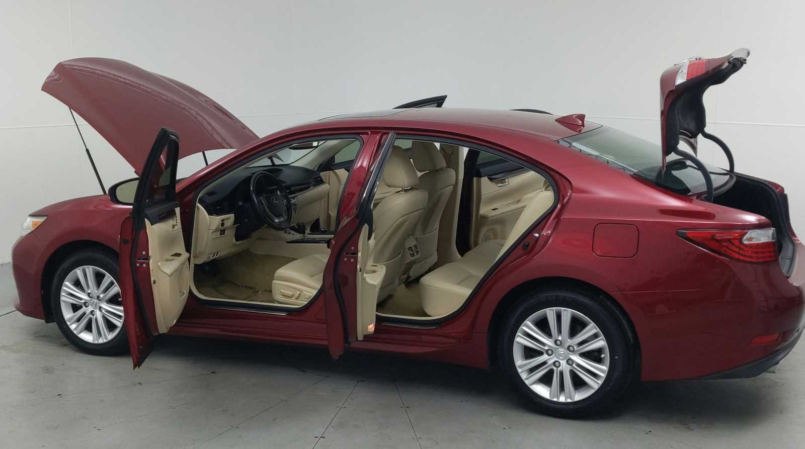 used 2015 Lexus ES 350 car, priced at $17,999