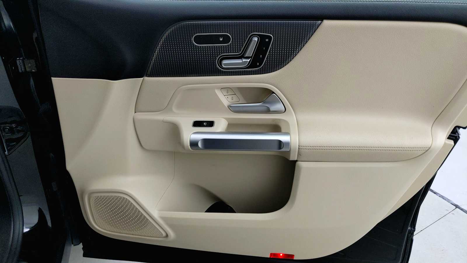 used 2020 Mercedes-Benz GLB car, priced at $22,300