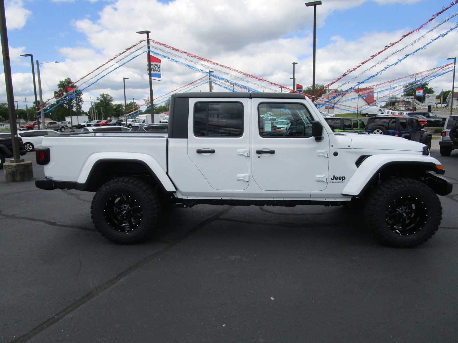 new 2024 Jeep Gladiator car, priced at $56,745