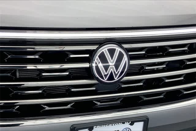 used 2024 Volkswagen Atlas car, priced at $47,515