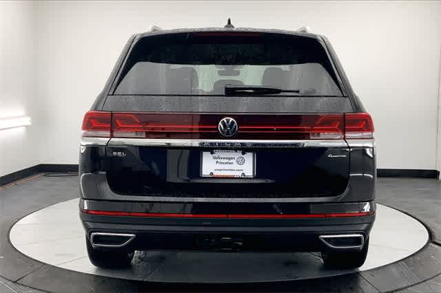 new 2024 Volkswagen Atlas car, priced at $51,156