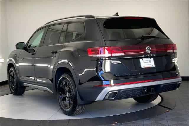 new 2025 Volkswagen Atlas car, priced at $49,761