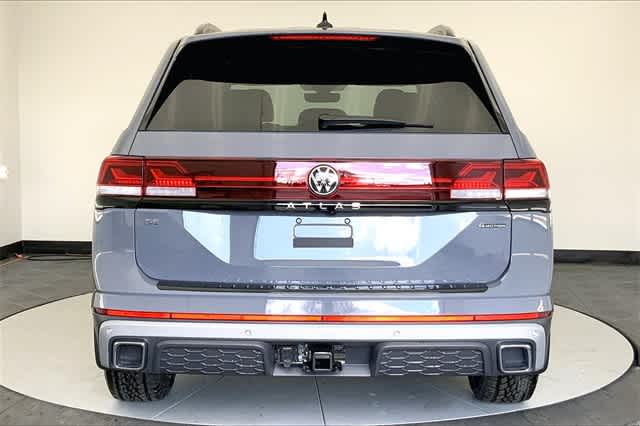 new 2024 Volkswagen Atlas car, priced at $50,831