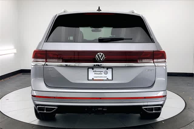 new 2024 Volkswagen Atlas car, priced at $54,338