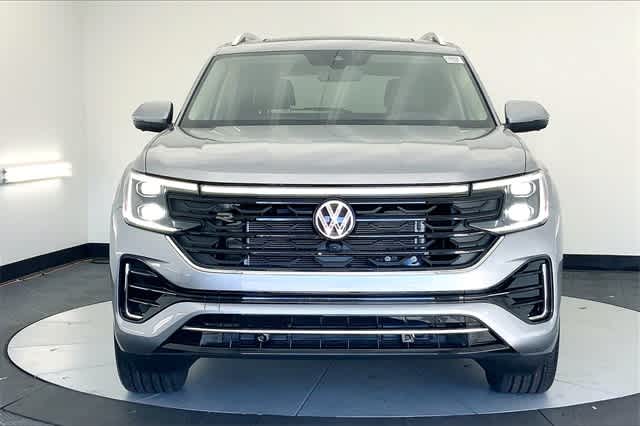 new 2024 Volkswagen Atlas car, priced at $54,338