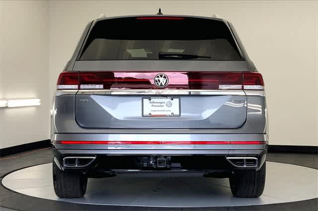 new 2024 Volkswagen Atlas car, priced at $54,628