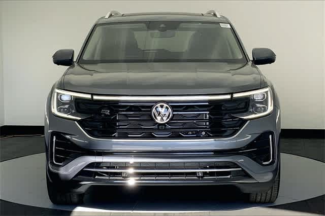 new 2025 Volkswagen Atlas car, priced at $57,006