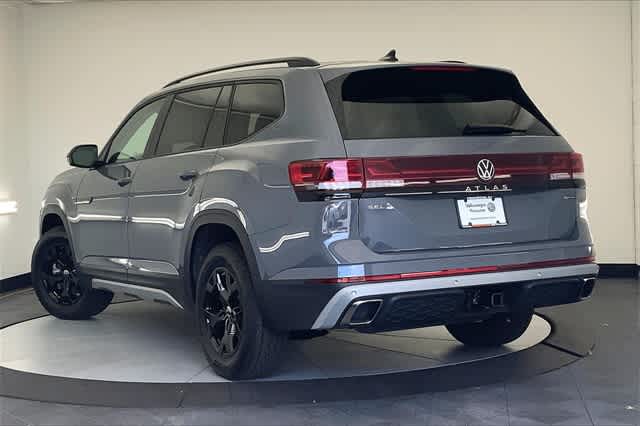 new 2024 Volkswagen Atlas car, priced at $52,119