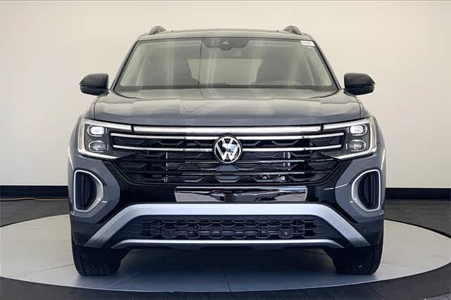 new 2024 Volkswagen Atlas car, priced at $52,119