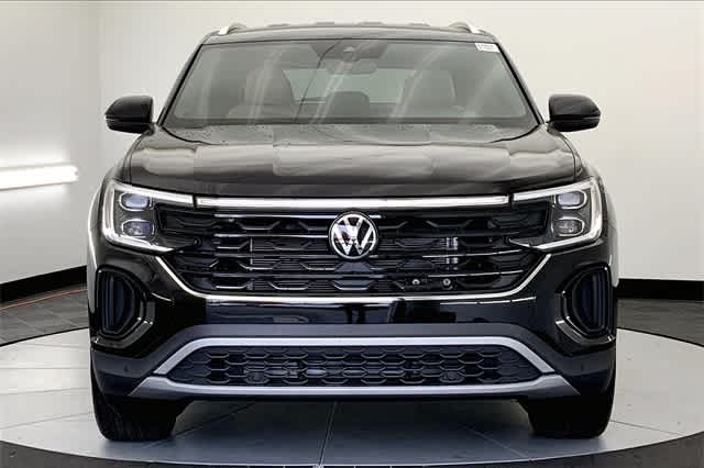 new 2024 Volkswagen Atlas Cross Sport car, priced at $43,619