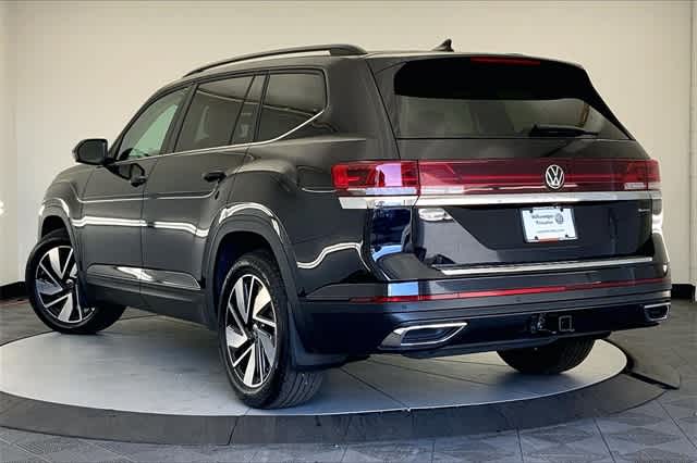 new 2025 Volkswagen Atlas car, priced at $48,697